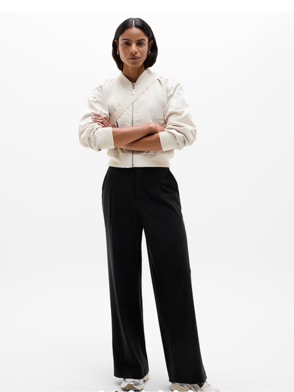 Athleta Black Wide Leg Cargo Travel Pants High Rise Stretch Size 10